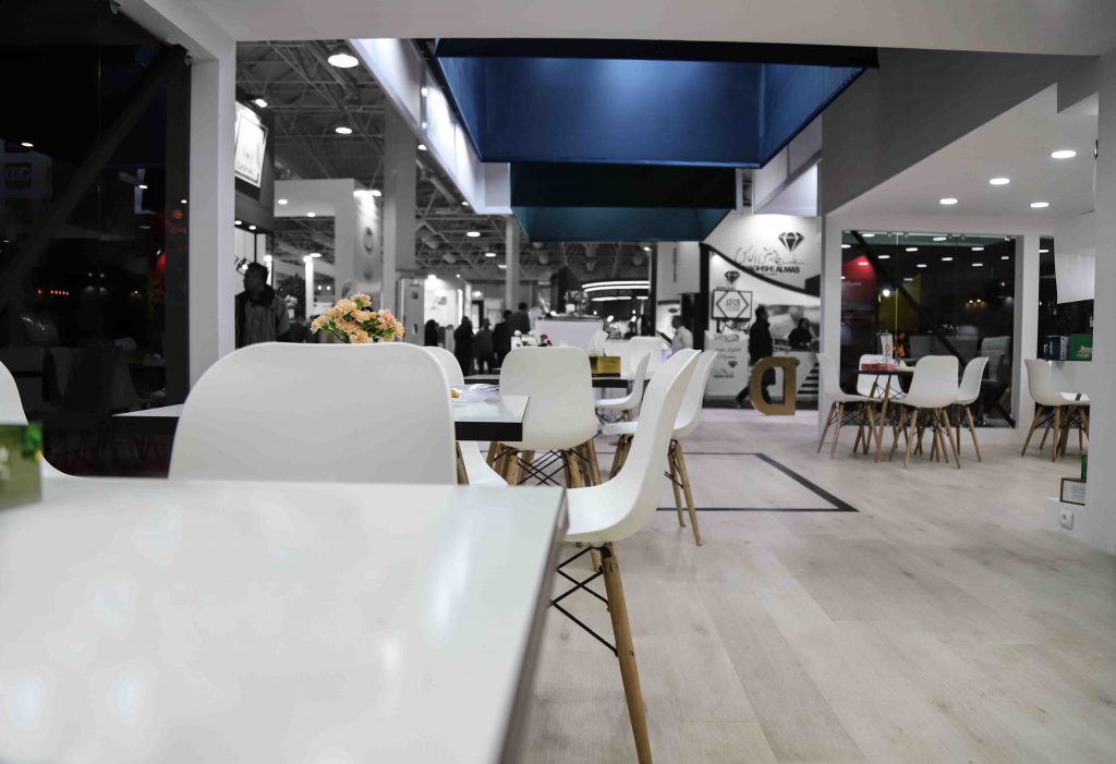 غرفه ساز غرب کارتن